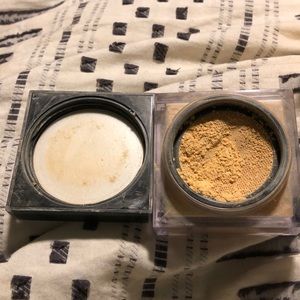 HUDA BEAUTY Makeup - HudaBeauty Easy Bake Loose Baking &Setting Powder HUDA BEAUTY Makeup - HudaBeauty Easy Bake Loose Baking &Setting Powder